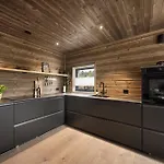 Saga 6p With Sauna Hot Tub Water View Station touristique Vradal