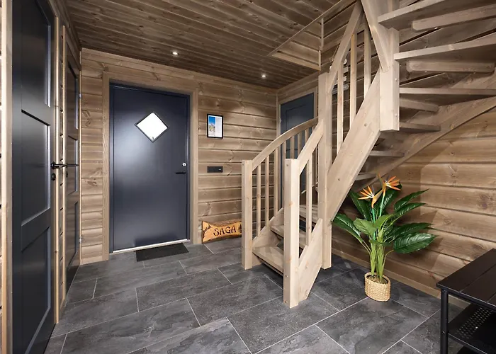 Resort Saga 6p With Sauna Hot Tub Water View Vradal